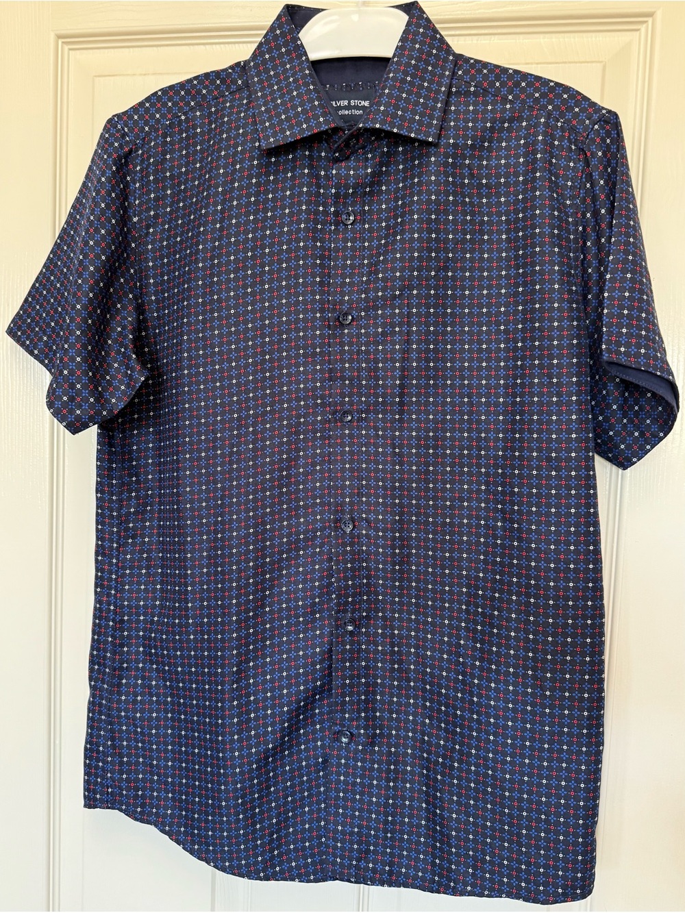 Silver Stone Collection Men’s Button Up Shirt Medium Modern Fit Navy Red White